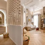 Le Til Kuria Hotel 4*
